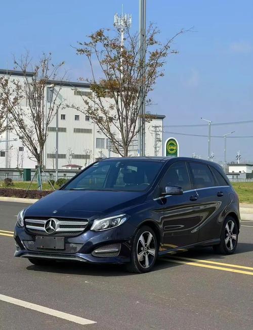 奔驰b200是什么车型 奔驰b200是什么车系