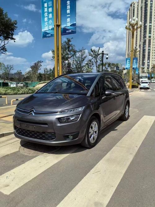 二手雪铁龙毕加索能买吗(雪铁龙c4毕加索七座mpv二手)