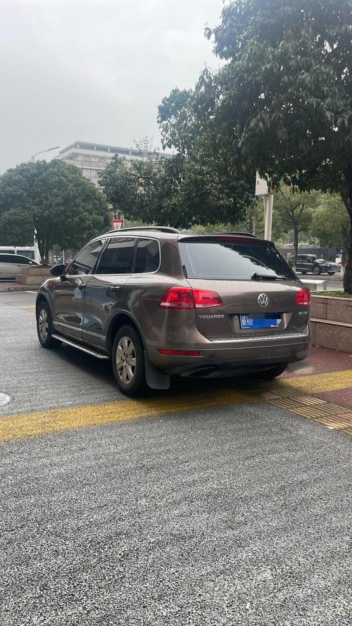 大众途锐2015款报价二手(二手大众途锐15款多少钱)