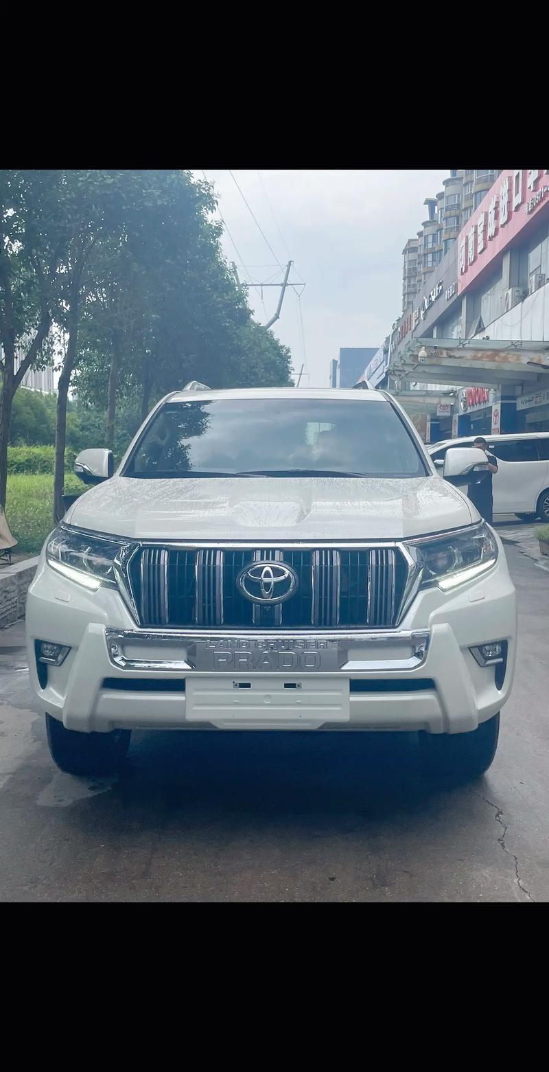 普拉多为什么叫霸道(丰田普拉多4000报价及图片)