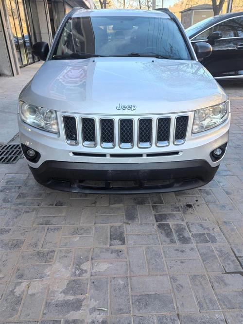 北京吉普指南者报价及图片(北京吉普指南者2021款报价及图片)