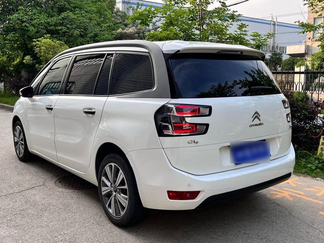 二手雪铁龙c4毕加索,二手雪铁龙c4毕加索值得买吗