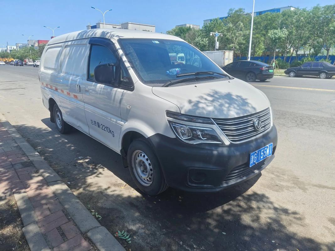 菱智v3车厢内尺寸 菱智v3两座