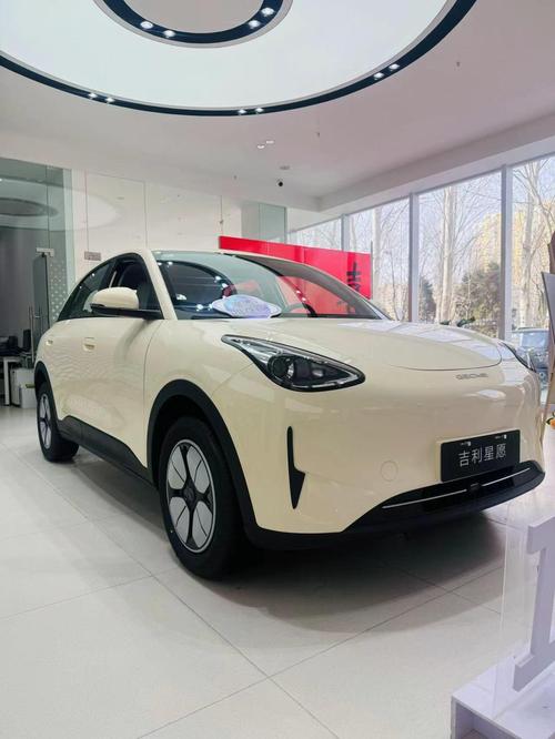 【吉利女士车小型自动挡,2025最建议买的女士车】